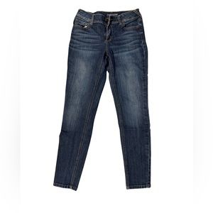 3/$40 Maurice’s Mid Rise Jeans 4 Short
